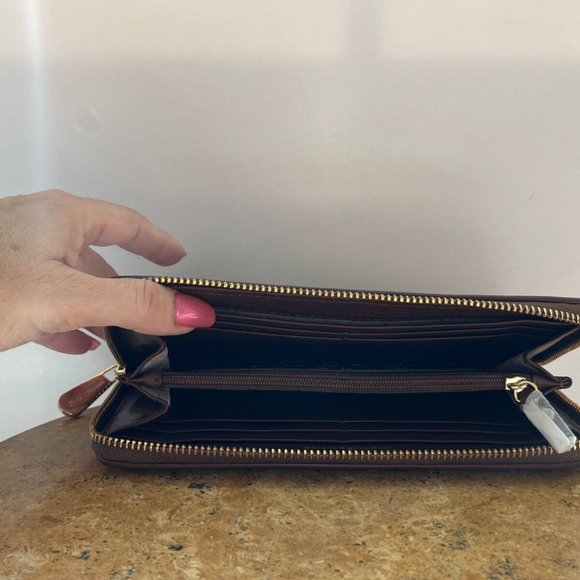 Michael Kors Signature Logo Brown Wallet Womens Golden Hardware Handbag New - Picture 7 of 10